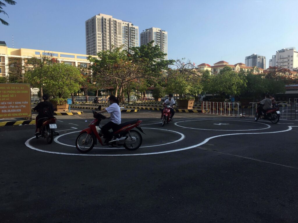 10区のA1バイク免許練習場（かつて主流だったA1バイク免許試験場）